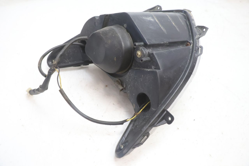 photo de FARO DELANTERO KEEWAY RY6 2T 50 (2011 - 2019) - Estado de la superficie y material