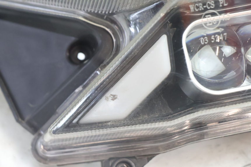 photo de FARO DELANTERO JM MOTORS SANTANA EVO 50 (2024 - 2026) - Detalle de la pieza