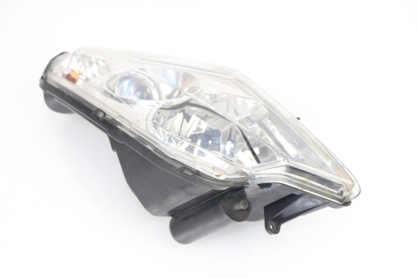 photo de FARO DELANTERO PEUGEOT SATELIS COMPRESSOR K15 125 (2006 - 2009) - Detalle de la pieza