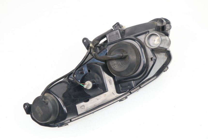 photo de FARO DELANTERO PEUGEOT SATELIS COMPRESSOR K15 125 (2006 - 2009) - Características distintivas