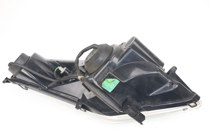 photo de FARO DELANTERO PEUGEOT SATELIS COMPRESSOR K15 125 (2006 - 2009) - Primer plano técnico