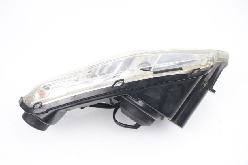 photo de FARO DELANTERO PEUGEOT SATELIS 125 (2010 - 2012) - Inspección visual detallada