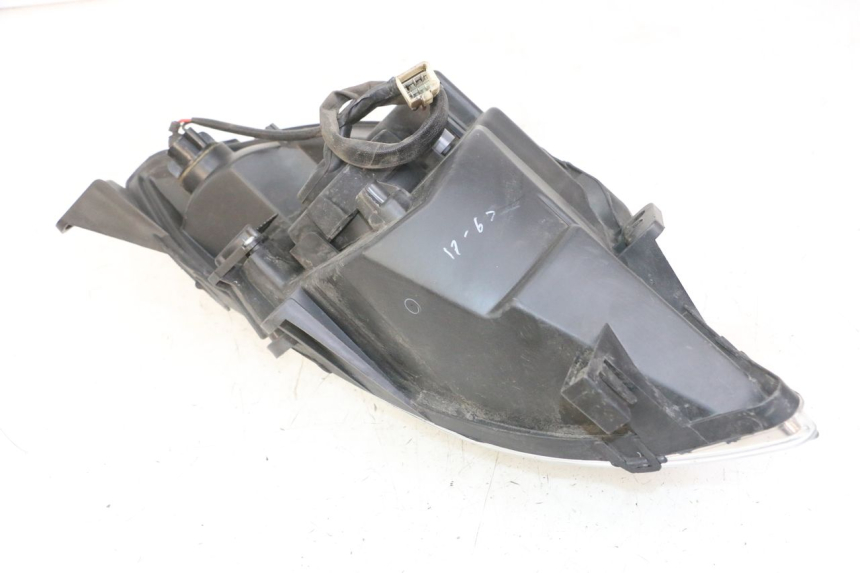 photo de FARO DELANTERO PEUGEOT SATELIS 125 (2013 - 2018) - Otra perspectiva