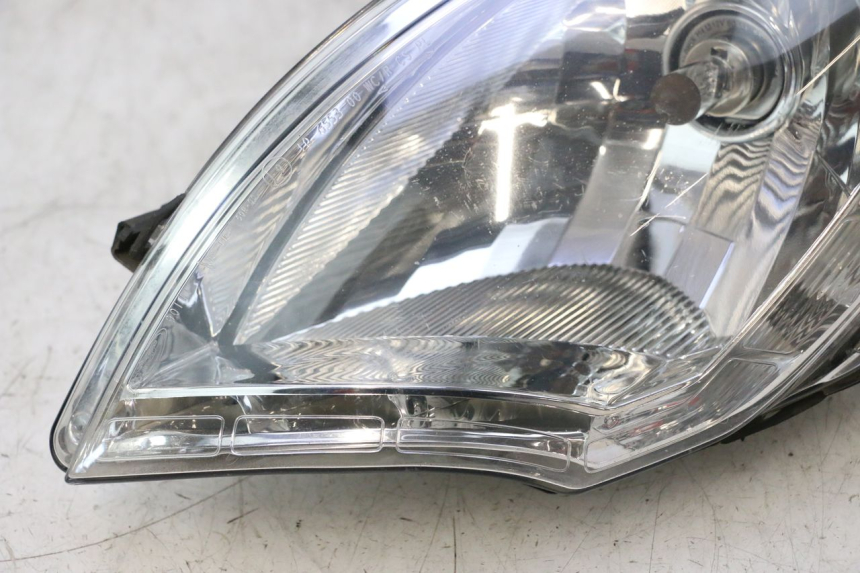 photo de FARO DELANTERO PEUGEOT SATELIS 125 (2013 - 2018) - Zoom sobre los componentes