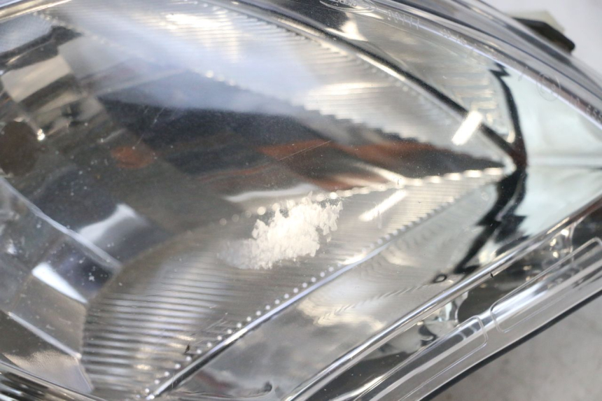 photo de FARO DELANTERO PEUGEOT SATELIS 125 (2013 - 2018) - Inspección visual detallada