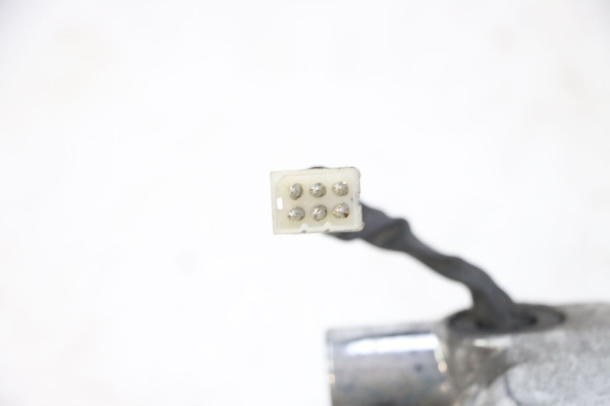 photo de FARO DELANTERO APRILIA SCARABEO GT TOURING 125 (1999 - 2005) - Otra perspectiva