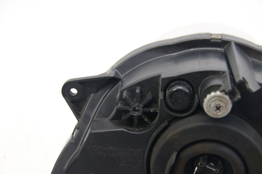 photo de FARO DELANTERO SUZUKI SIXTEEN 125 (2008 - 2010) - Inspección visual detallada