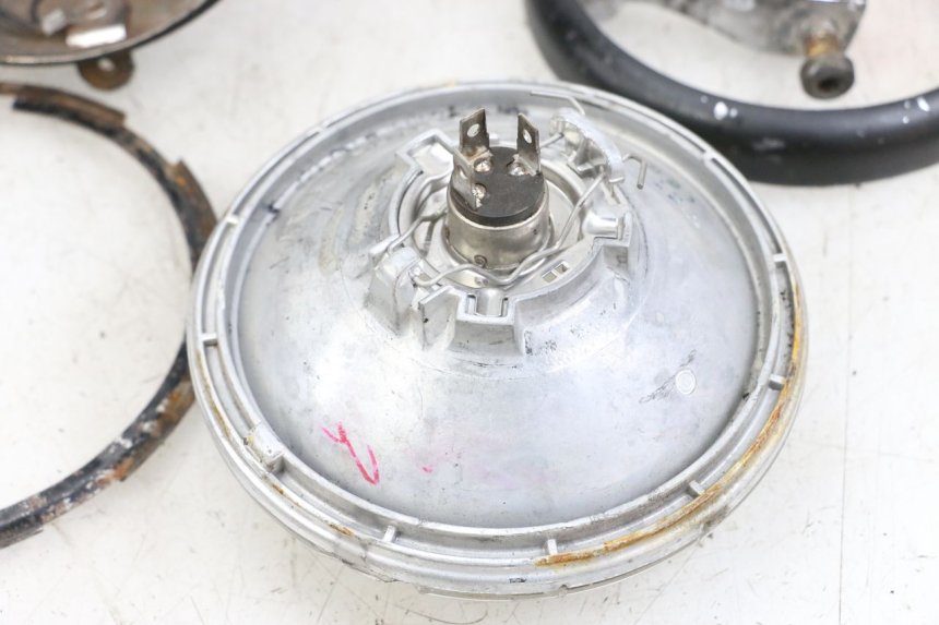 photo de Faro delantero HARLEY DAVIDSON SPORTSTER XL CUSTOM 1200 (2003 - 2004) - Características distintivas