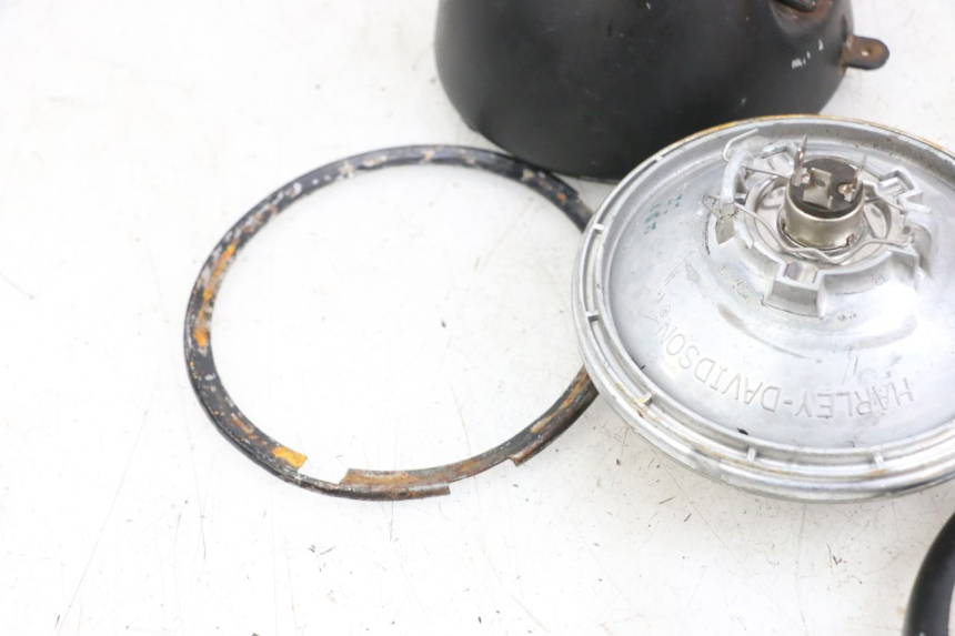 photo de Faro delantero HARLEY DAVIDSON SPORTSTER XL CUSTOM 1200 (2003 - 2004) - Detalles de los puntos de fijación