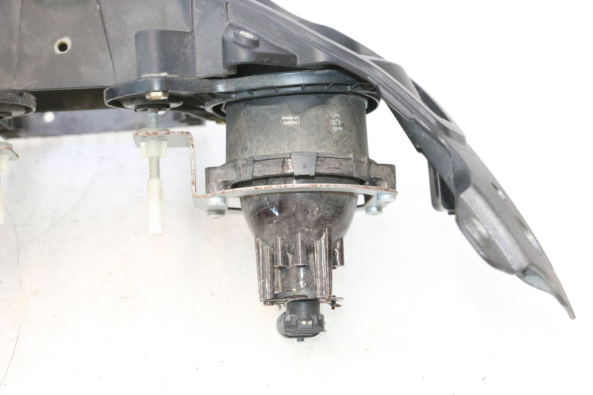 photo de FARO DELANTERO CAN-AM SPYDER RS 1000 (2008 - 2012) - Vista principal