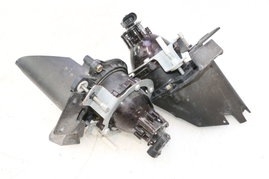 photo de FARO DELANTERO CAN-AM SPYDER RS 1000 (2008 - 2012) - Vista general del producto