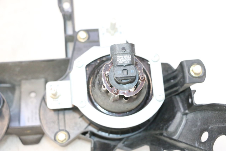 photo de FARO DELANTERO CAN-AM SPYDER RS 1000 (2008 - 2012) - Recambio usado revisado