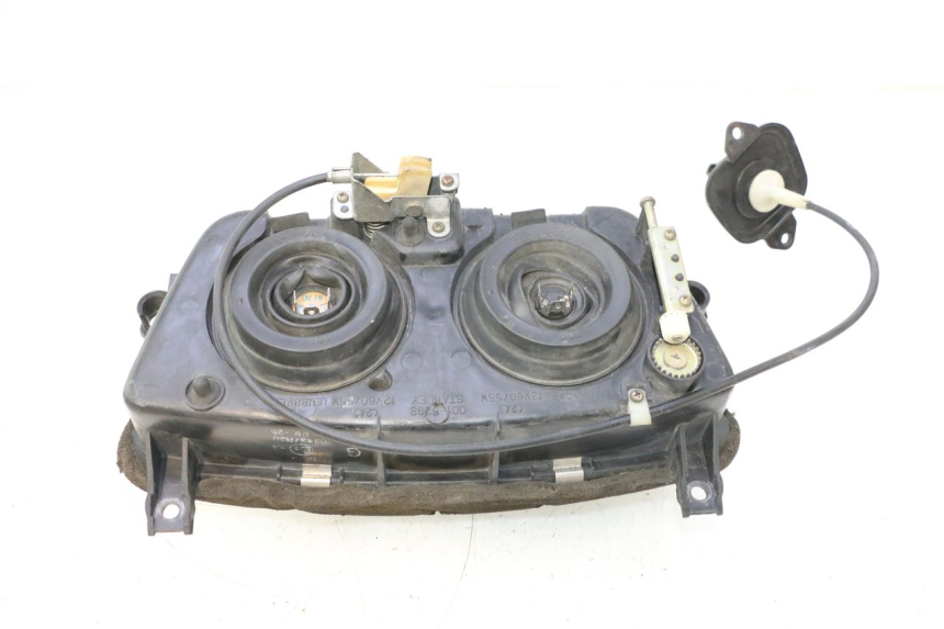 photo de FARO DELANTERO HONDA ST PAN EUROPEAN 1100 (1990 - 2002) - Primer plano de alta resolución