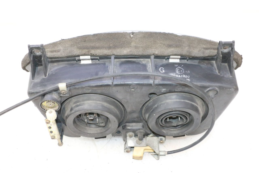 photo de FARO DELANTERO HONDA ST PAN EUROPEAN 1100 (1990 - 2002) - Estado de la superficie y material