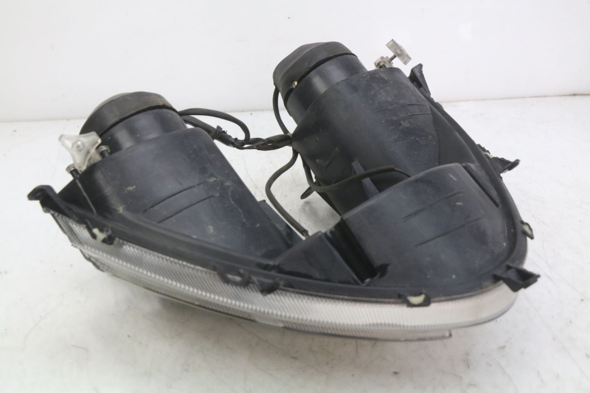 photo de FARO DELANTERO RAZZO STEED 125 (2012 - 2018) - Primer plano técnico