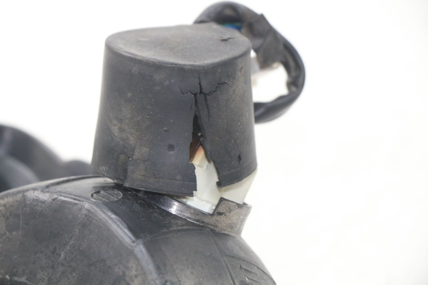 photo de FARO DELANTERO FYM STRADA 50 (2007 - 2014) - Otra perspectiva