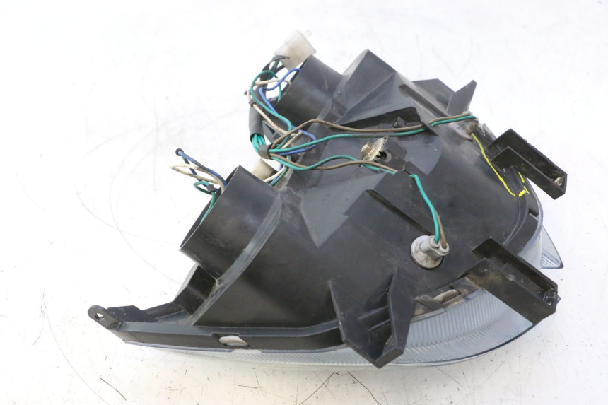 photo de FARO DELANTERO KYMCO SUPER 8 2T 50 (2007 - 2013) - Características distintivas