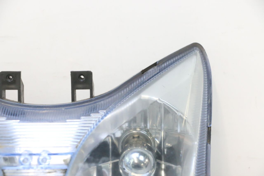 photo de FARO DELANTERO KYMCO SUPER 8 2T 50 (2007 - 2013) - Primer plano técnico