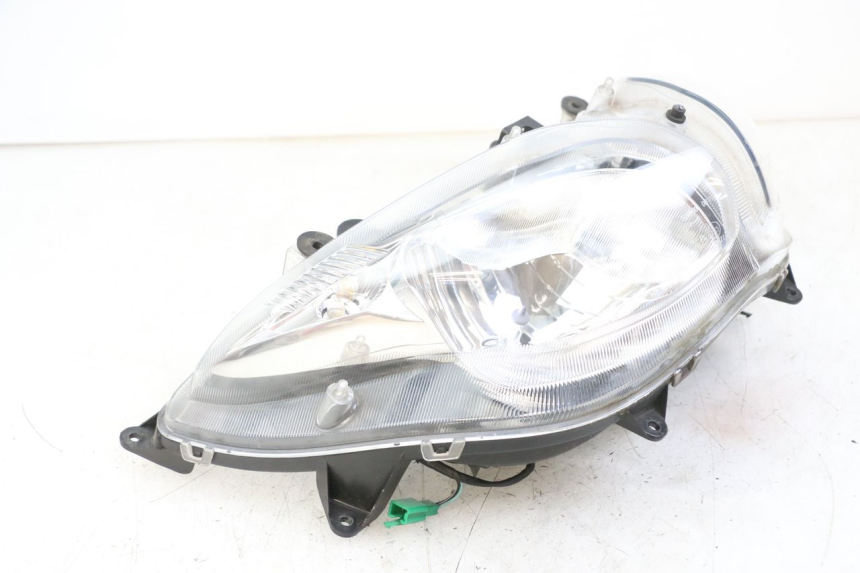 photo de FARO DELANTERO SUZUKI BURGMAN 125 (2018 - 2021) - Características distintivas