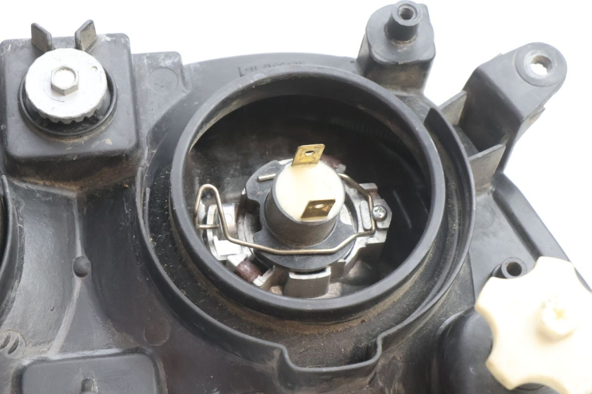 photo de FARO DELANTERO YAMAHA TDM ABS 900 (2002 - 2014) - Estado de la superficie y material