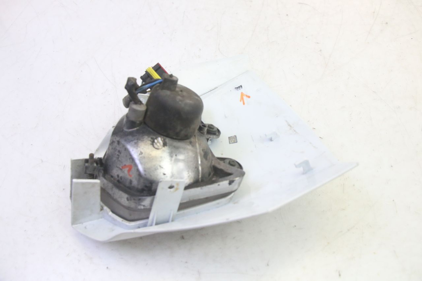 photo de FARO DELANTERO KSR TR SM 50 (2015 - 2018) - Detalles de los puntos de fijación