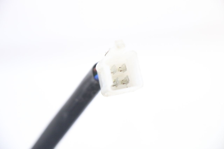 photo de FARO DELANTERO UNIVERSAL BIKE ZN50QT-11B 50 (2018 - 2021) - Detalles de los puntos de fijación