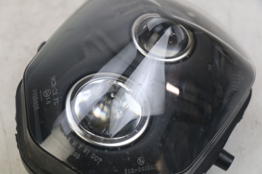 photo de FARO DELANTERO MOTRAC URBAN 4T 50 (2016 - 2024) - Detalles de los puntos de fijación