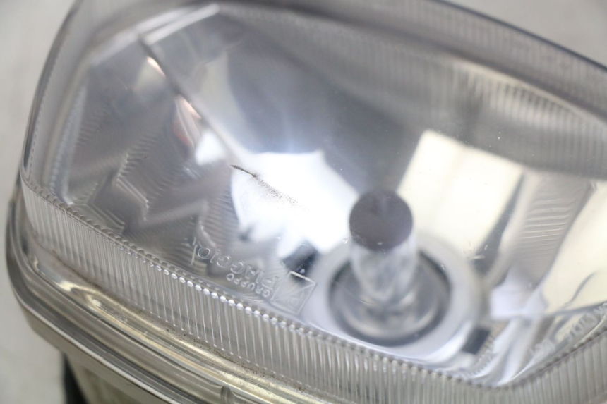 photo de FARO DELANTERO PIAGGIO VESPA SPRINT 2T 50 (2014 - 2018) - Zoom estado de uso