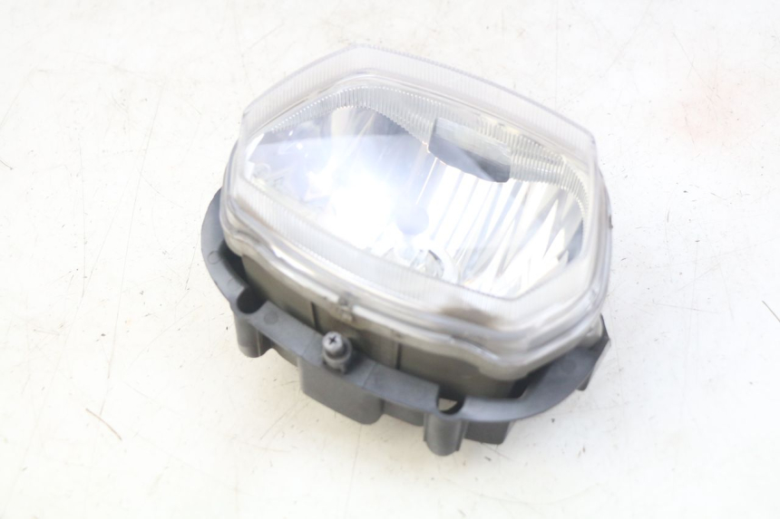 photo de FARO DELANTERO PIAGGIO VESPA SPRINT 2T 50 (2014 - 2018) - Recambio usado revisado