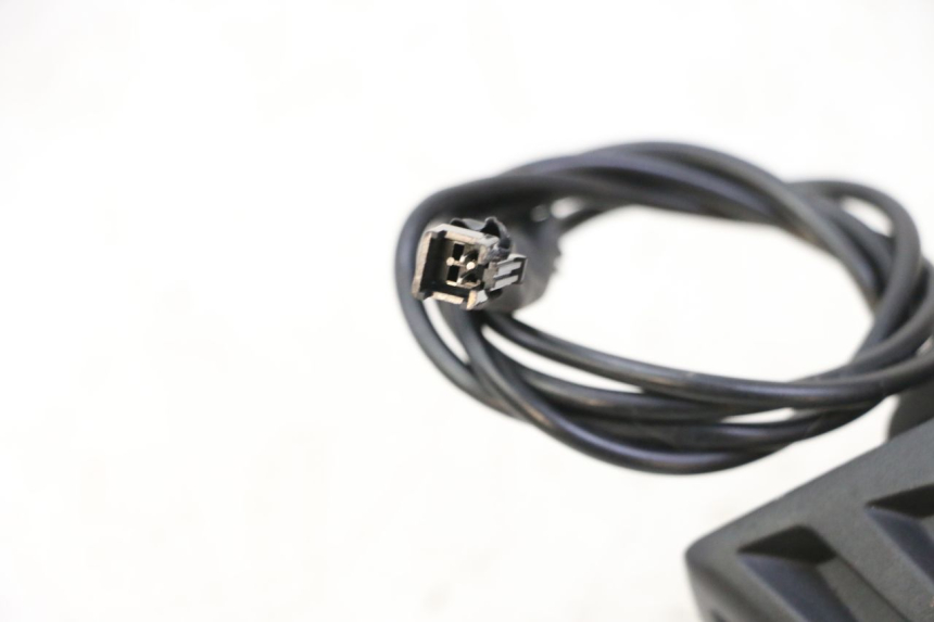 photo de FARO DELANTERO DUALTRON VICTOR LIMITED 1 - Zoom estado de uso