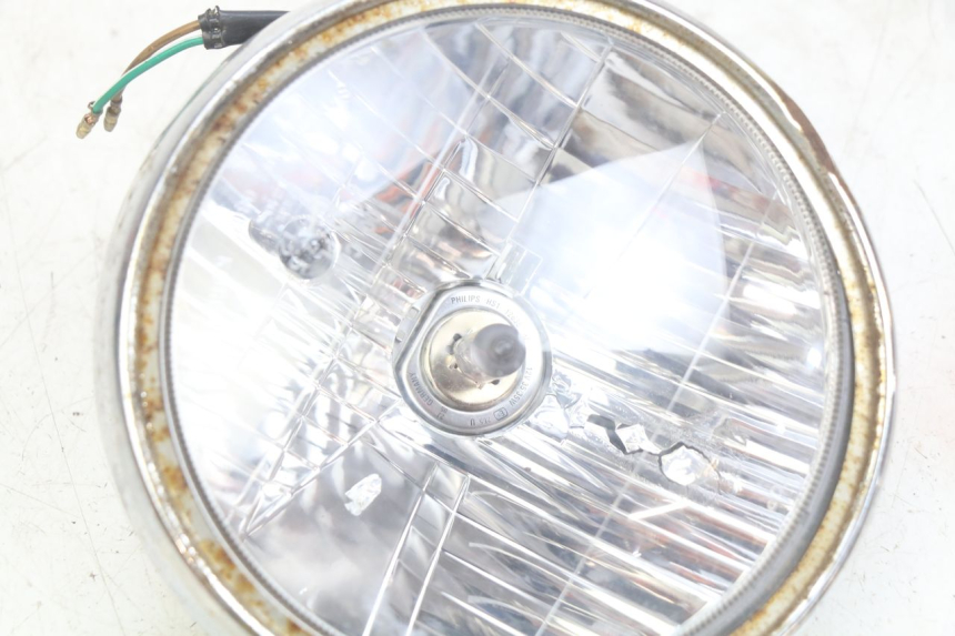 photo de FARO DELANTERO DAELIM VJ ROADWIN FI 125 (2008 - 2017) - Detalles de los puntos de fijación