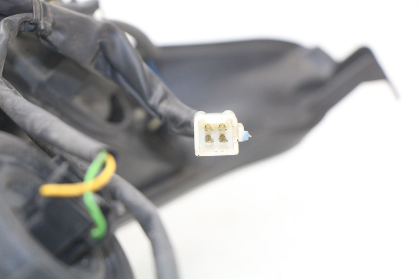 photo de FARO DELANTERO YAMAHA XMAX X-MAX 125 (2006 - 2009) - Detalle de la pieza