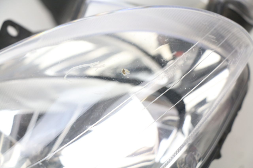 photo de FARO DELANTERO YAMAHA XMAX X-MAX 125 (2006 - 2009) - Otra vista del artículo