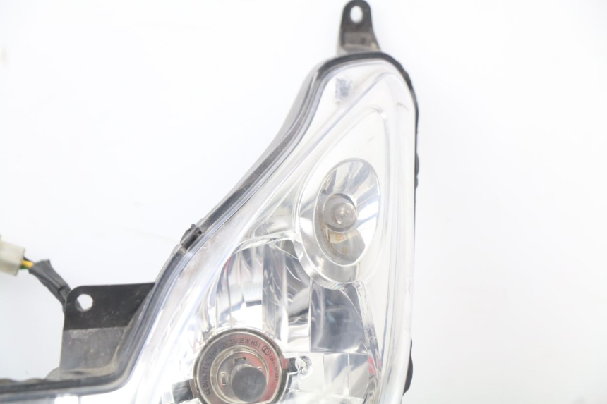 photo de FARO DELANTERO YAMAHA XMAX X-MAX 125 (2006 - 2009) - Características distintivas