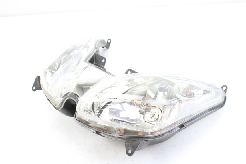 photo de FARO DELANTERO YAMAHA XMAX X-MAX 125 (2006 - 2009) - Zoom estado de uso