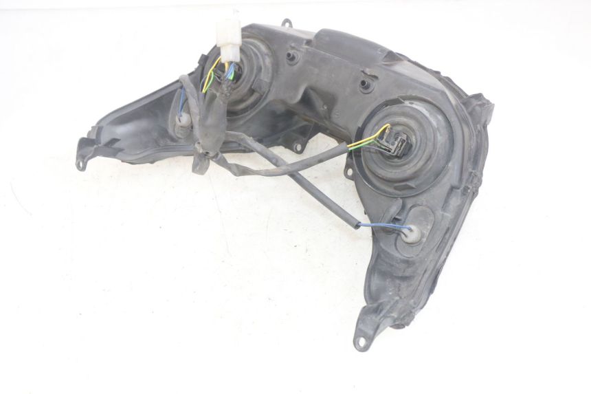 photo de FARO DELANTERO YAMAHA XMAX X-MAX 125 (2006 - 2009) - Otra perspectiva