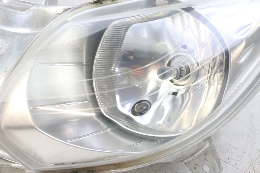 photo de FARO DELANTERO YAMAHA X-MAX XMAX 125 (2010 - 2013) - Detalles de los puntos de fijación