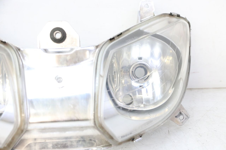 photo de FARO DELANTERO YAMAHA X-MAX XMAX 125 (2010 - 2013) - Inspección visual detallada
