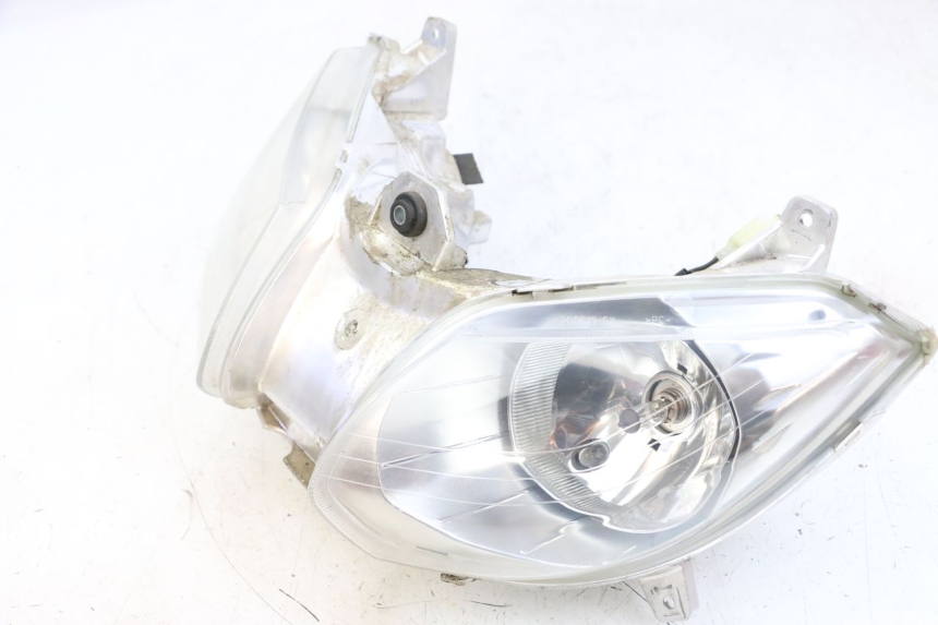 photo de FARO DELANTERO YAMAHA X-MAX XMAX 125 (2010 - 2013) - Primer plano de alta resolución