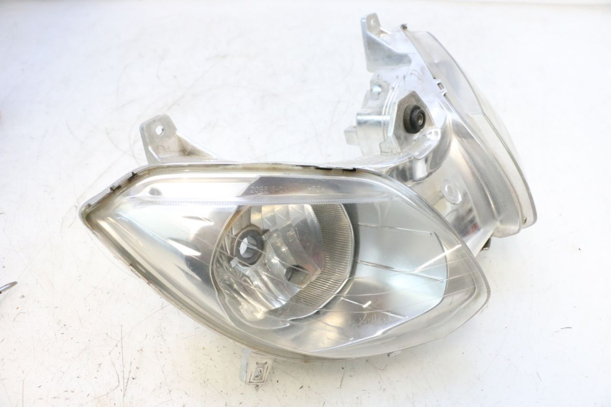 photo de FARO DELANTERO YAMAHA X-MAX XMAX 125 (2010 - 2013) - Detalle de la pieza