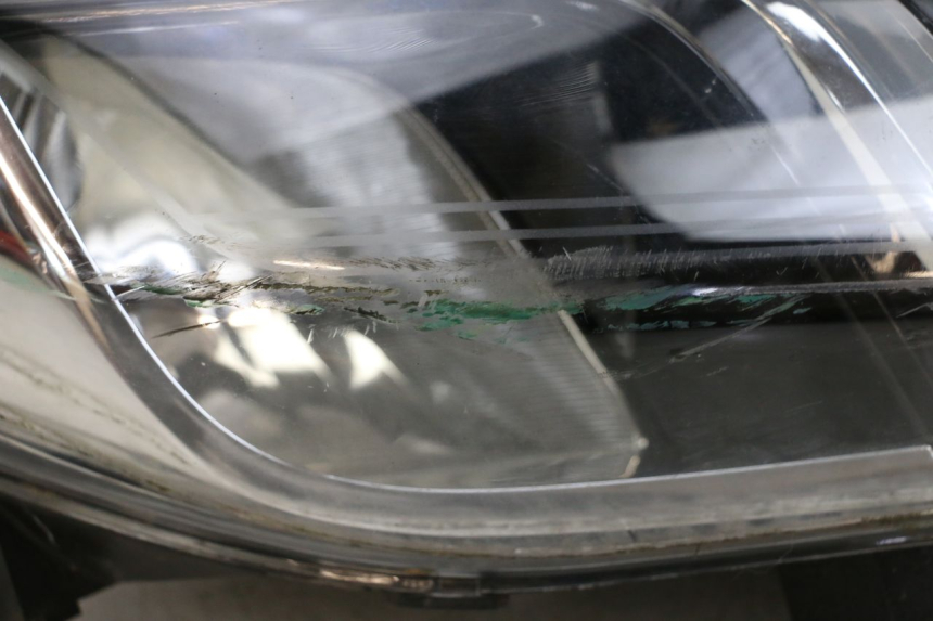 photo de FARO DELANTERO PIAGGIO X10 125 (2012 - 2017) - Otra vista del artículo