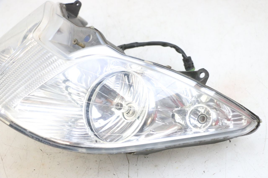 photo de FARO DELANTERO PIAGGIO X8 125 (2004 - 2007) - Zoom estado de uso