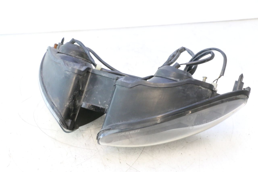 photo de FARO DELANTERO PIAGGIO X9 AMALFI 180 (2000 - 2003) - Primer plano de alta resolución