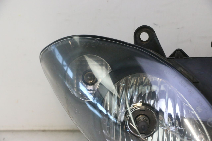 photo de FARO DELANTERO PIAGGIO X9 AMALFI 180 (2000 - 2003) - Primer plano técnico