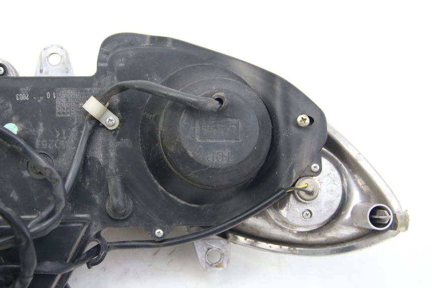 photo de FARO DELANTERO PIAGGIO X9 EVOLUTION 125 (2003 - 2007) - Estado de la superficie y material