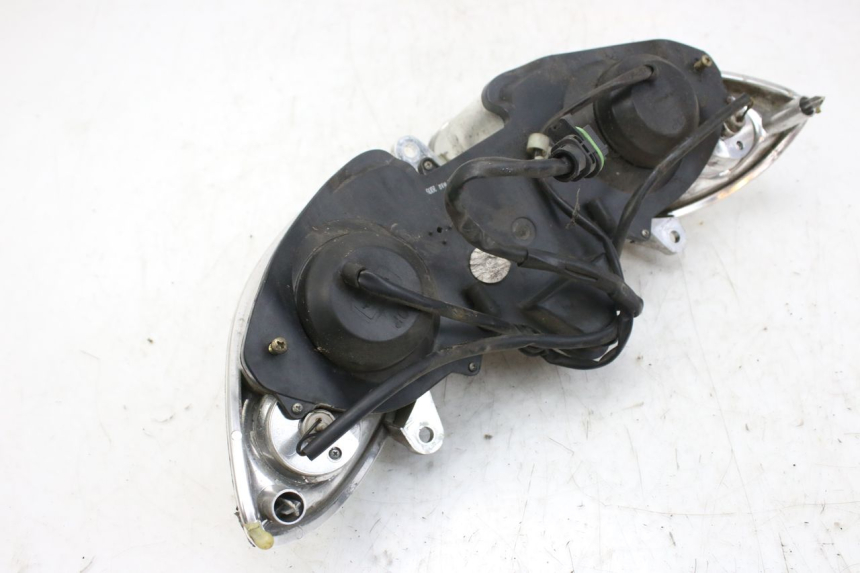 photo de FARO DELANTERO PIAGGIO X9 EVOLUTION 250 (2003 - 2007) - Primer plano técnico