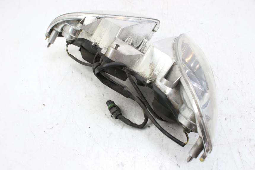 photo de FARO DELANTERO PIAGGIO X9 EVOLUTION 250 (2003 - 2007) - Estado de la superficie y material