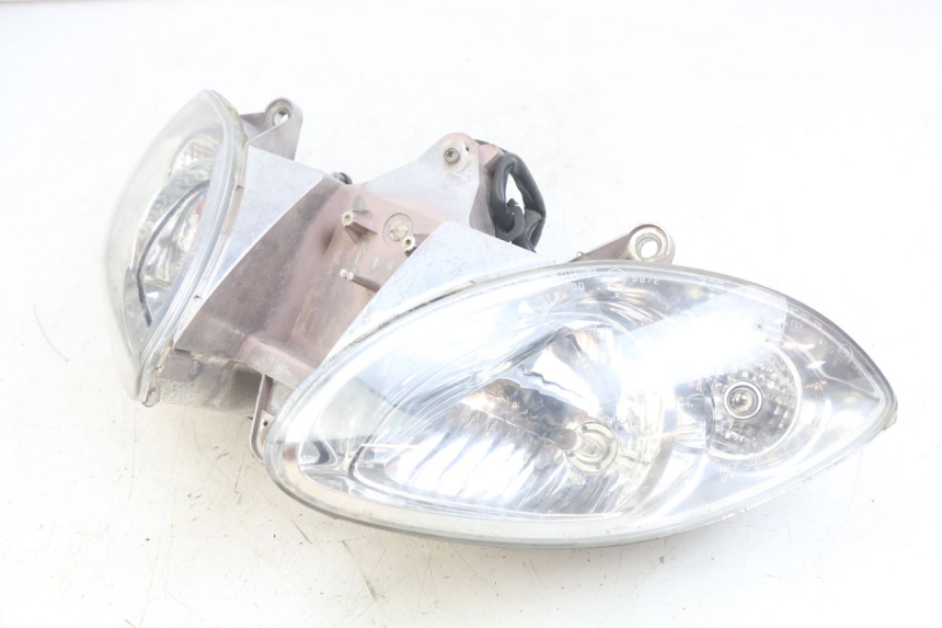 photo de FARO DELANTERO PIAGGIO X9 EVOLUTION 125 (2003 - 2007) - Características distintivas