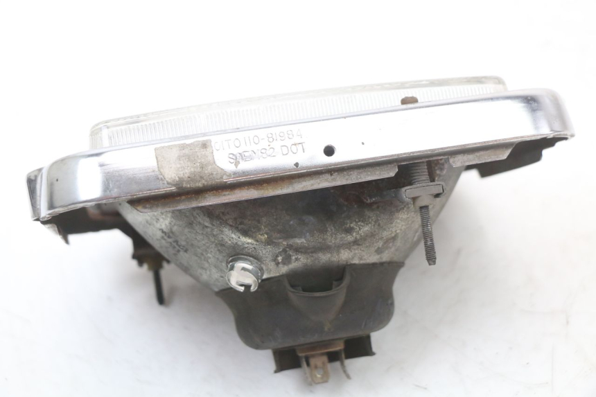 photo de FARO DELANTERO YAMAHA XJ F 900 (1983 - 1994) - Primer plano técnico