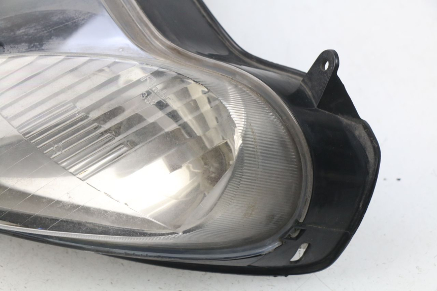 photo de FARO DELANTERO YAMAHA YP MAJESTY 125 (2002 - 2006) - Detalles de los puntos de fijación